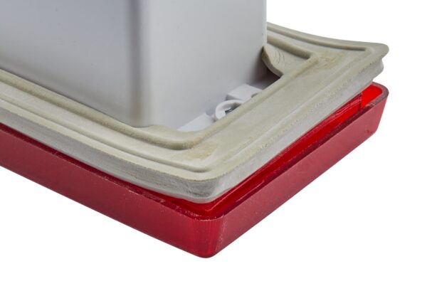 Tail Light - Halogen - 24V (image 5)