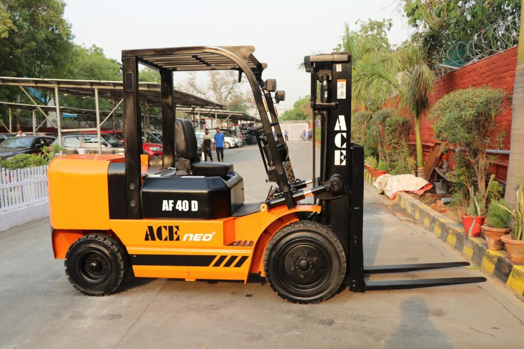 Forklift Lights: Safety Lighting for Warehouse and Yard Work