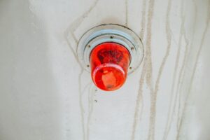 LED Beacons vs Halogen Beacons: Which Is Better for Farm Vehicles